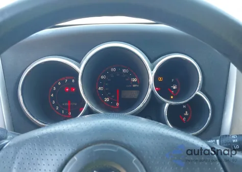 2005 Pontiac Vibe z USA, uszkodzony, nr VIN 5Y2SL638X5Z473461